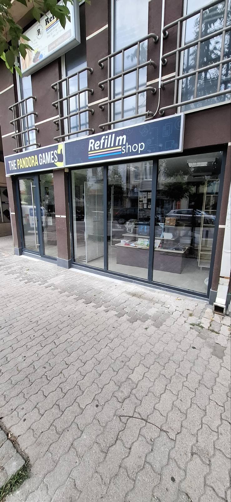 Teretana Grom - izlog